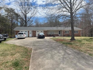 1136 S County Line Rd, Patrick Springs, VA 24133
