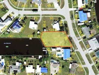 4081 Gardner Dr, Port Charlotte, FL 33952