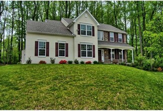 102 Brittany Ln, Glenmoore, PA 19343