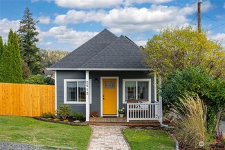2812 Martin St, Bellingham, WA 98226