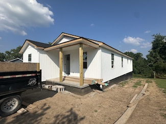 228 Hillcrest Dr N, Carthage, TN 37030