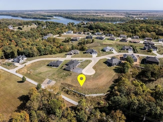62 Mcintosh Ct, Hannibal, MO 63401