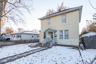 2406 Gilead Ave, Zion, IL 60099