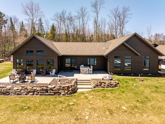 20458 Moose Point Rd, Grand Rapids, MN 55744