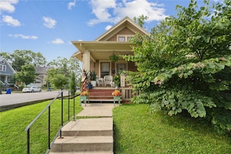 1741 4th Ave SE, Cedar Rapids, IA 52403