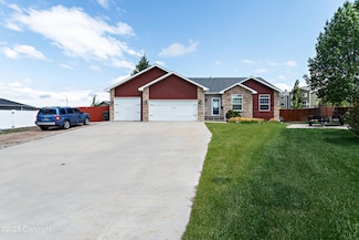 4311 Quarter Circle Ct, Gillette, WY 82718