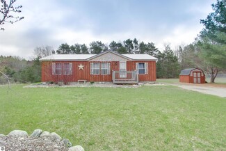 8786 Cedar Run Rd, Traverse City, MI 49684