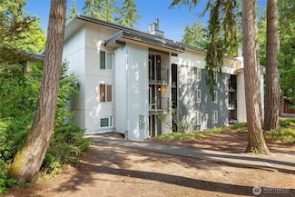 14620 NE 31st St Unit E202, Bellevue, WA 98007