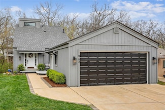 953 Barcroft Woods Ct, Ballwin, MO 63021