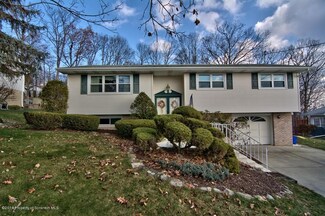440 Lillibridge St, Peckville, PA 18452
