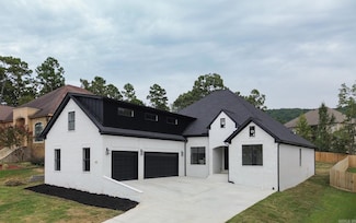 41 Commentry Dr, Little Rock, AR 72223