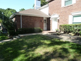 852 Chateau Valee Cir, Bedford, TX 76022