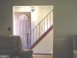 634 Lafayette Ave, Trenton, NJ 08610