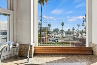 207 La Jolla Dr, Newport Beach, CA 92663