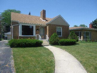 2316 S 23rd Ave, Broadview, IL 60155
