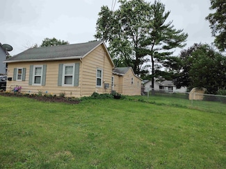 1027 Garfield Ave, Belvidere, IL 61008