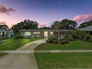 2948 SE Treasure Island Rd, Port Saint Lucie, FL 34952