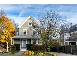 50 Cottage St Unit 1, Newton Upper Falls, MA 02464