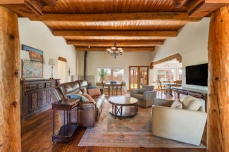 204 Calle Leon NW, Albuquerque, NM 87114