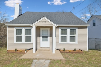 306 W 17th St, Columbia, TN 38401