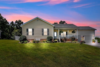 1613 Calgary Way, Bowling Green, KY 42101