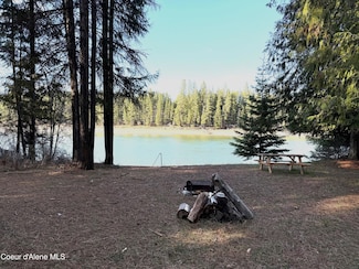 148 Cottonwood Ln, Priest River, ID 83856