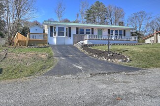 10334 Redwood Cir, Bristol, VA 24202