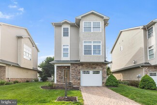 469 Flamingo St Unit B, Philadelphia, PA 19128
