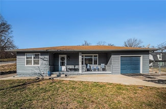 1904 N 90th St, Kansas City, KS 66112