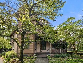 44 High St, Brookline, MA 02445