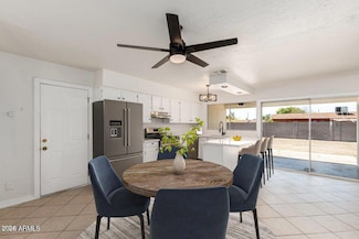 1527 W Rosemonte Dr, Phoenix, AZ 85027