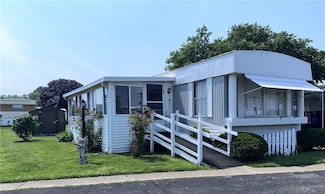812 N 8th St Unit 40, Mattoon, IL 61938