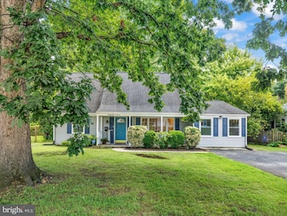 2207 Harwood Ln, Bowie, MD 20716