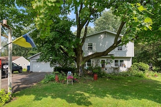 6344 County Line Rd, Ontario, NY 14519