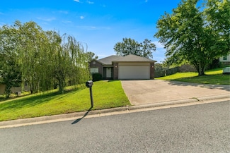 137 Weathering Dr, Austin, AR 72007