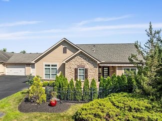 9101 Park Place Cir, West Chester, OH 45069