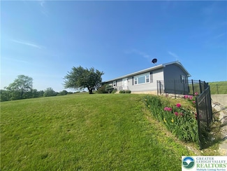 1657 Pen Argyl Rd, Pen Argyl, PA 18072