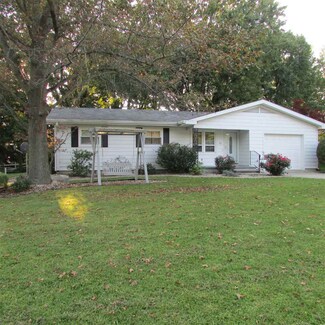 315 S Howard St, Greentown, IN 46936
