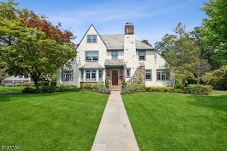 58 Prospect Hill Ave, Summit, NJ 07901