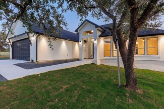 137 W Granitecastle Dr, Granite Shoals, TX 78654