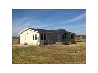 11145 S Sunny Way, Hardinsburg, IN 47125