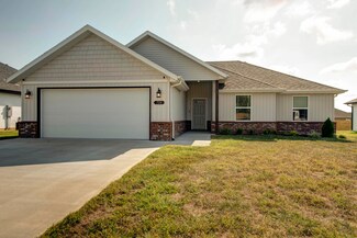 734 N Century Ave, Republic, MO 65738