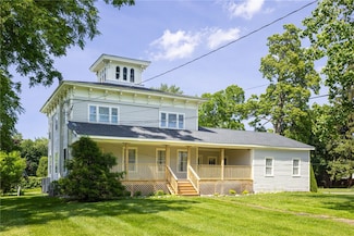 53 E Bayard St, Seneca Falls, NY 13148