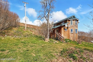 35735 Cloverdale Cir, Homer, AK 99603