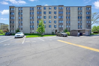 9725 S Karlov Ave Unit 610, Oak Lawn, IL 60453