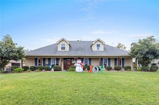 1503 S Chateau Cir, Lake Charles, LA 70605