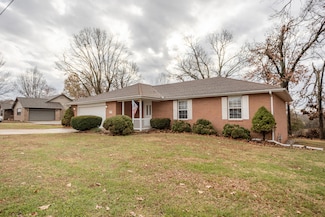 1204 Lake Road Dr, Cassville, MO 65625