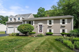 588 Dighton Ave, Taunton, MA 02780