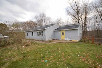 624 River Ridge Ln, Boyne City, MI 49712