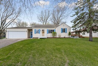 401 2nd St SW, Morristown, MN 55052